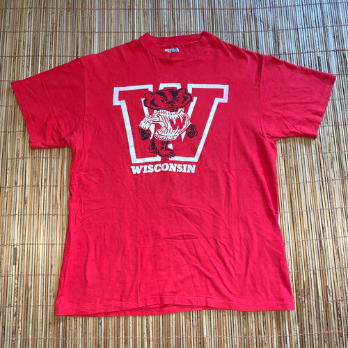 L - Vintage Wisconsin Badgers Shirt
