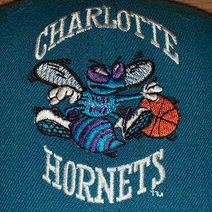 Vintage Charlotte Hornets Fitted Hat