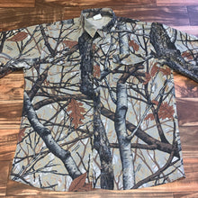 Load image into Gallery viewer, XL/XXL - Vintage Ideal Camo Pocket Button Hunting Shirt