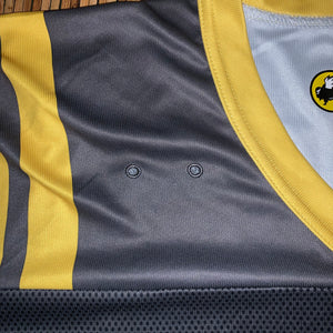 M - Buffalo Wild Wings Bdubs Jersey