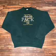 Load image into Gallery viewer, XL - Vintage Green Bay Packers Embroidered Crewneck