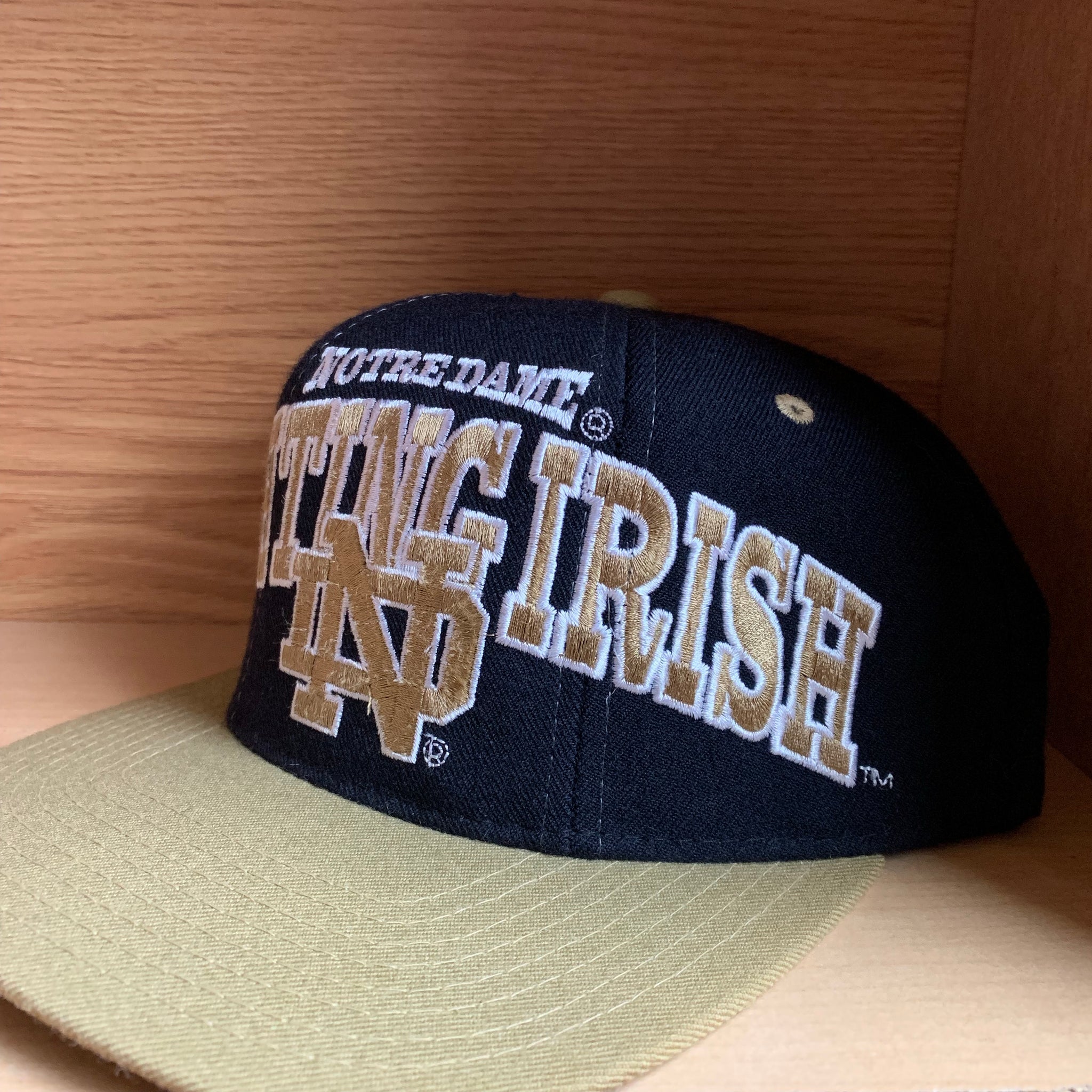 Vintage 90s Notre Dame Fighting Irish Hat – Twisted Thrift