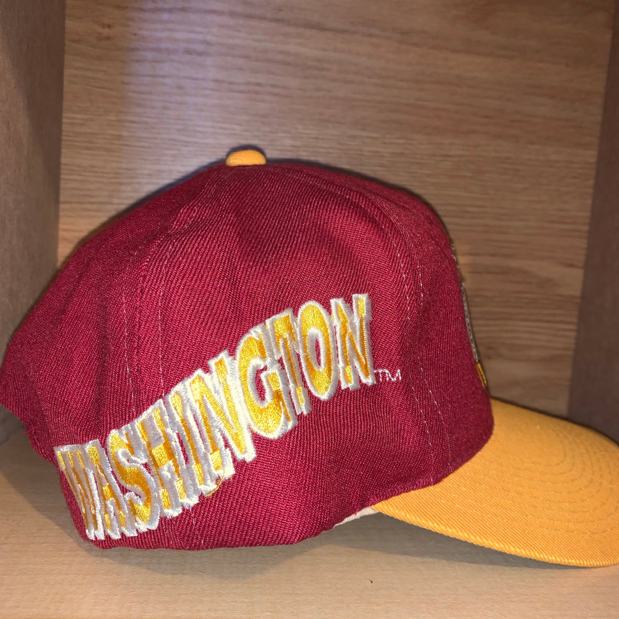 6 7/8 - Vintage Washington Redskins Sports Specialties Script Fitted H –  Twisted Thrift