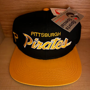 Vintage NWT Pittsburgh Pirates Script Snapback Hat
