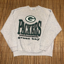 Load image into Gallery viewer, XL - Vintage 1994 Green Bay Packers Spellout Sweater