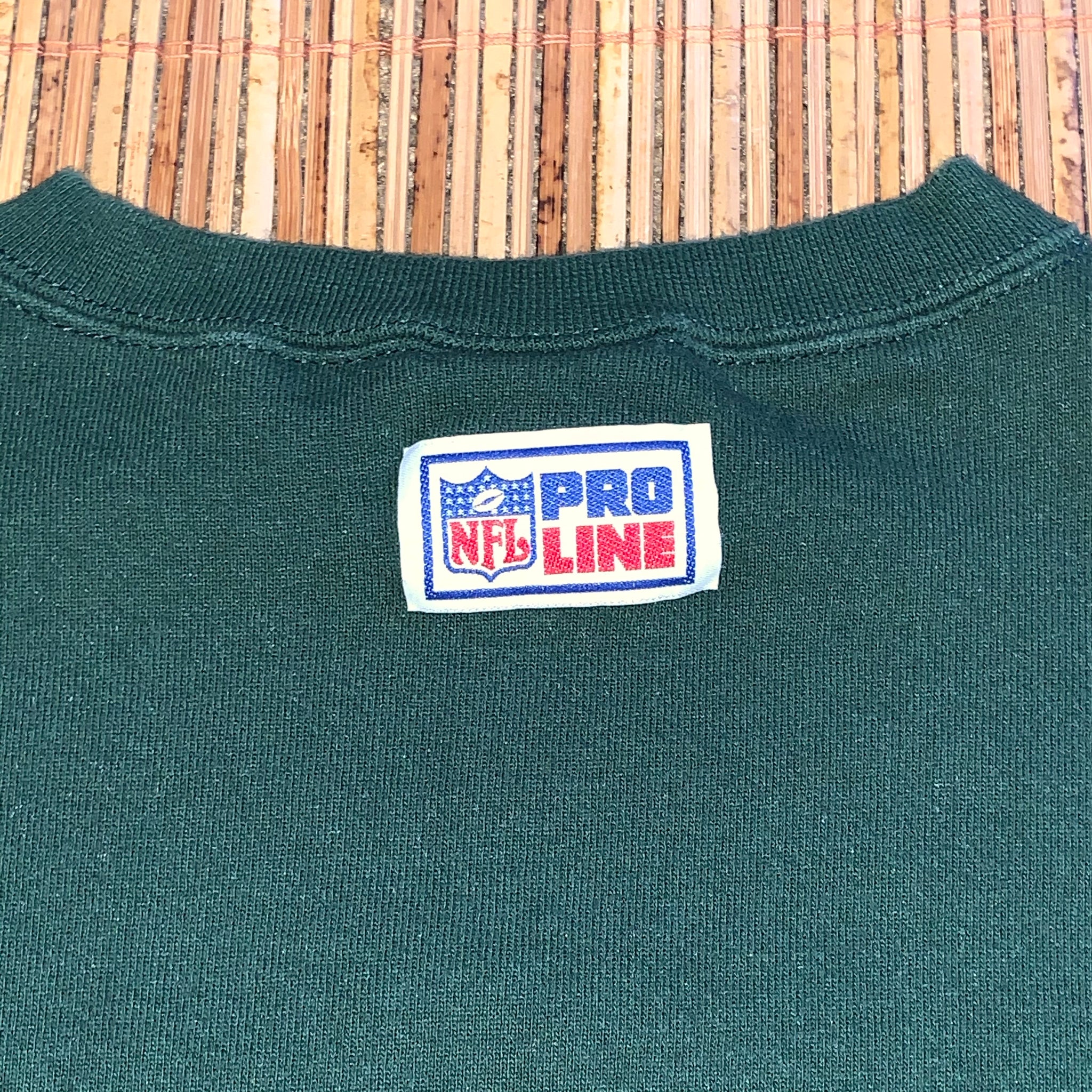 SHORT M/L - Vintage Green Bay Packers Crewneck – Twisted Thrift