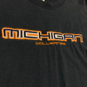 XL - Michigan Wolverines Embroidered Shirt