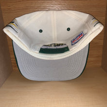 Load image into Gallery viewer, Vintage 90s Green Bay Packers Diamond Cut Hat