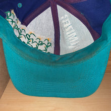 Load image into Gallery viewer, Vintage Maximizer Hybrid Corn Snapback