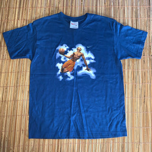 M - Vintage Nike Basketball Dunking Shirt