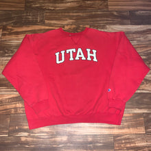 Load image into Gallery viewer, Short XL/XXL - Utah Champion Spellout Crewneck