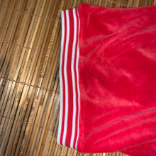 Load image into Gallery viewer, 3XL - Atlanta Hawks Soft Fleece Carl Banks Shirt