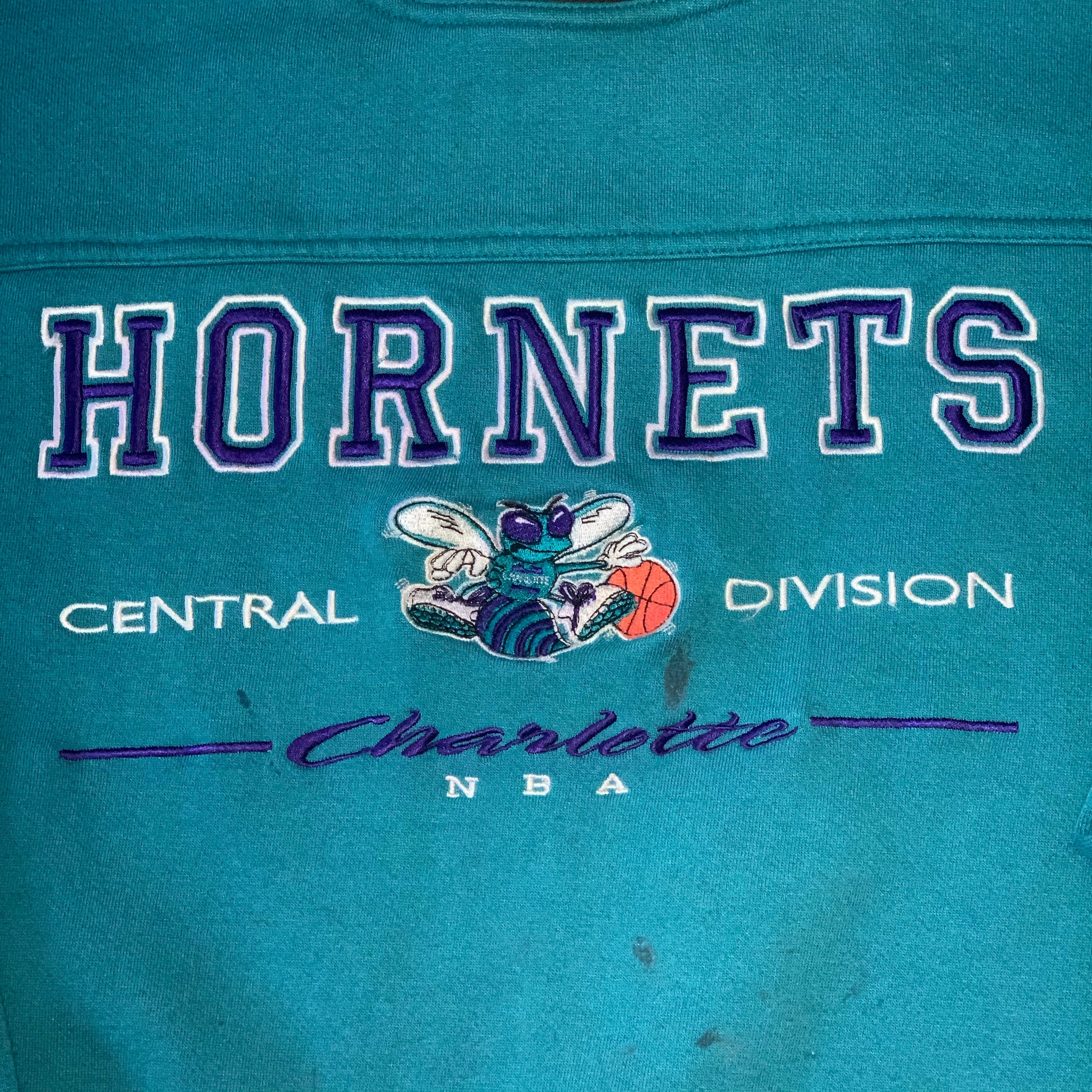 Vintage Charlotte Hornets Sweatshirt NBA 90s