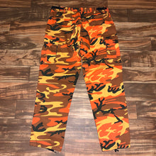 Load image into Gallery viewer, Size 36 - Rothco Camo Cargo Pants