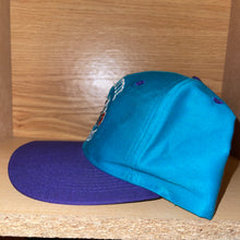 Load image into Gallery viewer, Vintage Charlotte Hornets Logo 7 Snapback Hat