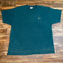 Load image into Gallery viewer, XXL - Vintage 90s Nike Embroidered Essential’s Shirt Bundle
