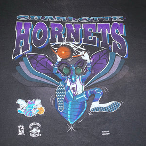 L - Vintage Charlotte Hornets Shirt